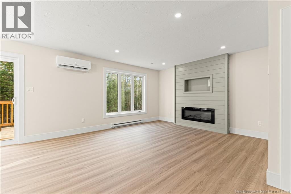 323 Lady Russell Street - 8