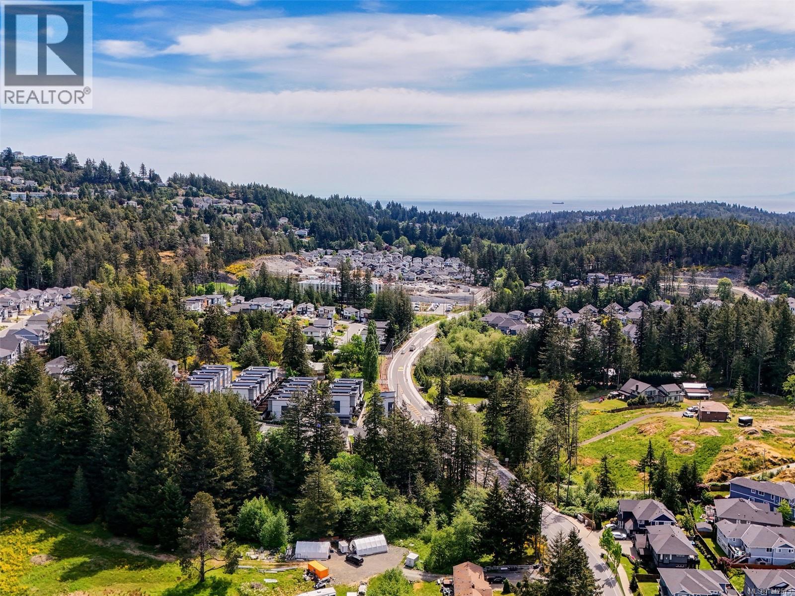 948 Latoria Rd - 30