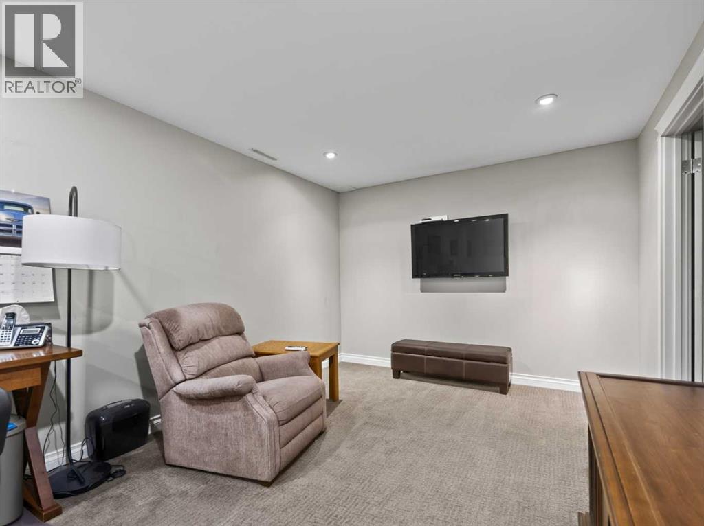 10723 Maplebend Drive Southeast - Photo 44