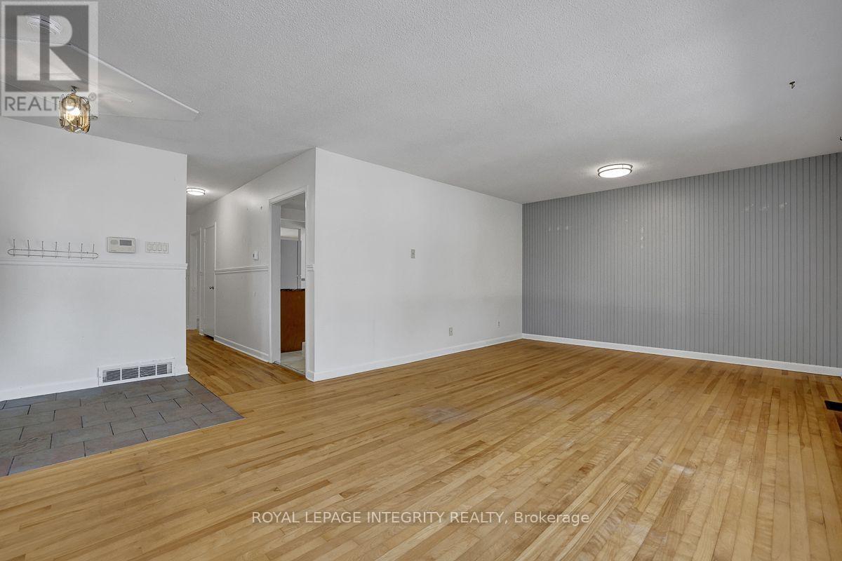 3 Bed, 1 Bath House for Sale in Ottawa – 1370 HIGHGATE ROAD, Ottawa – MLS# X13672898 - Image 10