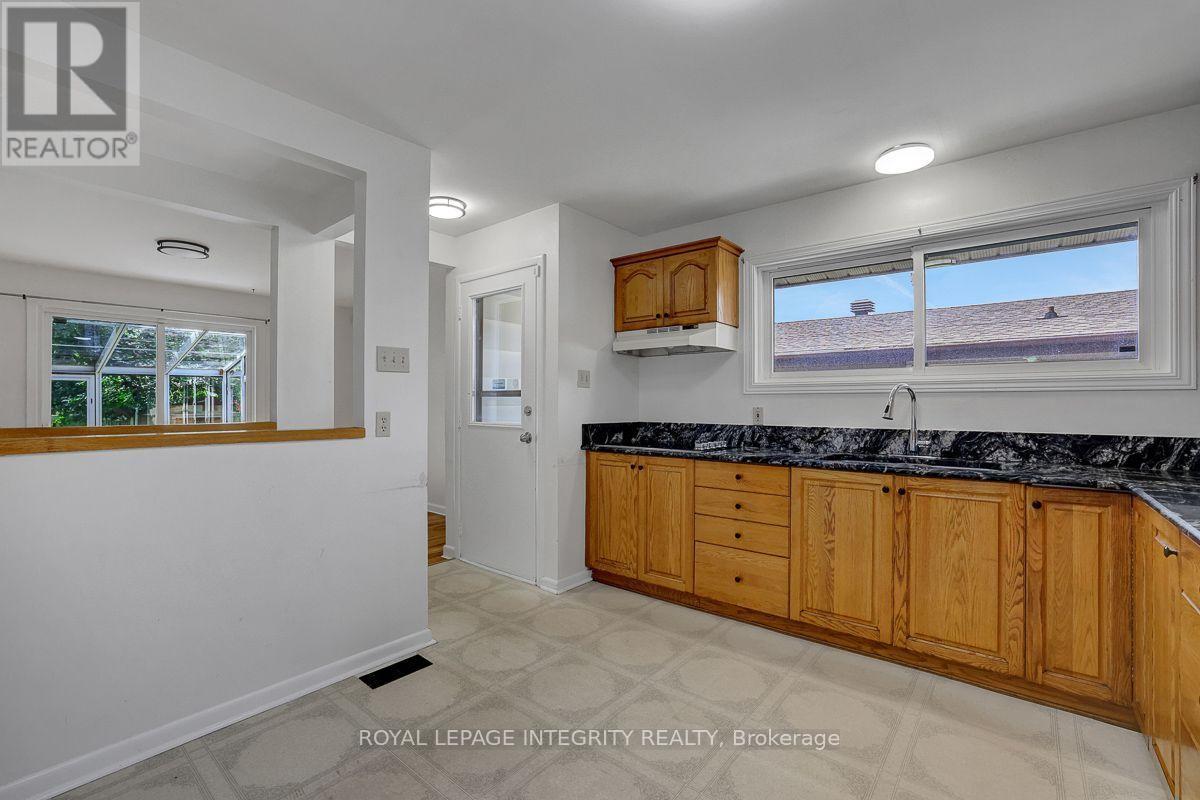 3 Bed, 1 Bath House for Sale in Ottawa – 1370 HIGHGATE ROAD, Ottawa – MLS# X13672898 - Image 14