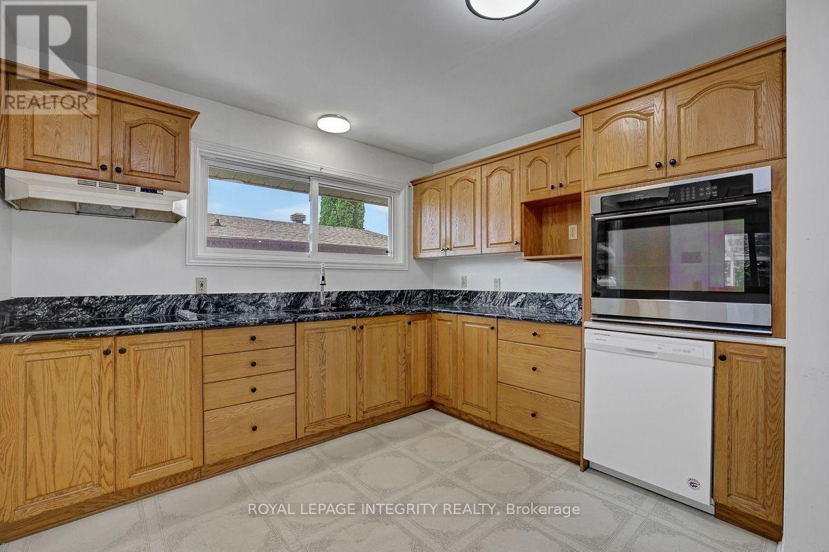 3 Bed, 1 Bath House for Sale in Ottawa – 1370 HIGHGATE ROAD, Ottawa – MLS# X13672898 - Image 16