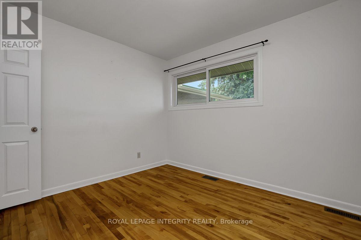 3 Bed, 1 Bath House for Sale in Ottawa – 1370 HIGHGATE ROAD, Ottawa – MLS# X13672898 - Image 24