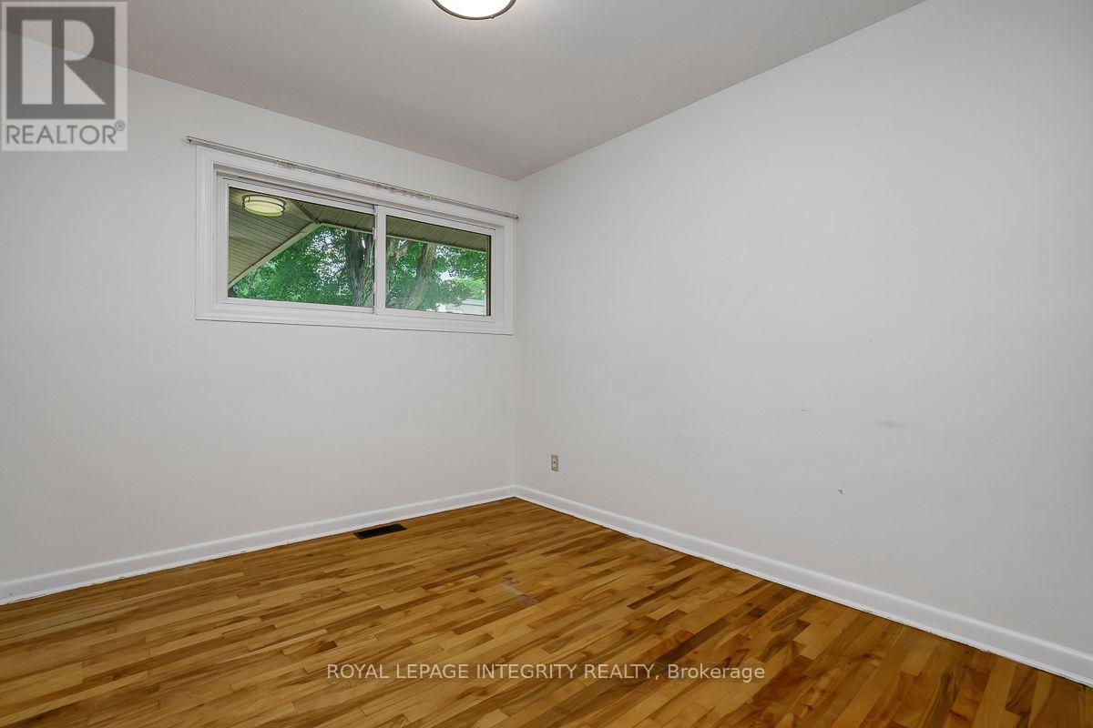 3 Bed, 1 Bath House for Sale in Ottawa – 1370 HIGHGATE ROAD, Ottawa – MLS# X13672898 - Image 27