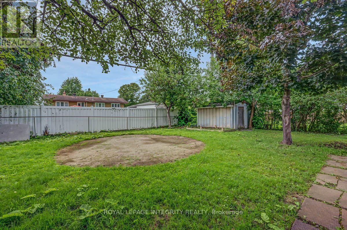 3 Bed, 1 Bath House for Sale in Ottawa – 1370 HIGHGATE ROAD, Ottawa – MLS# X13672898 - Image 47