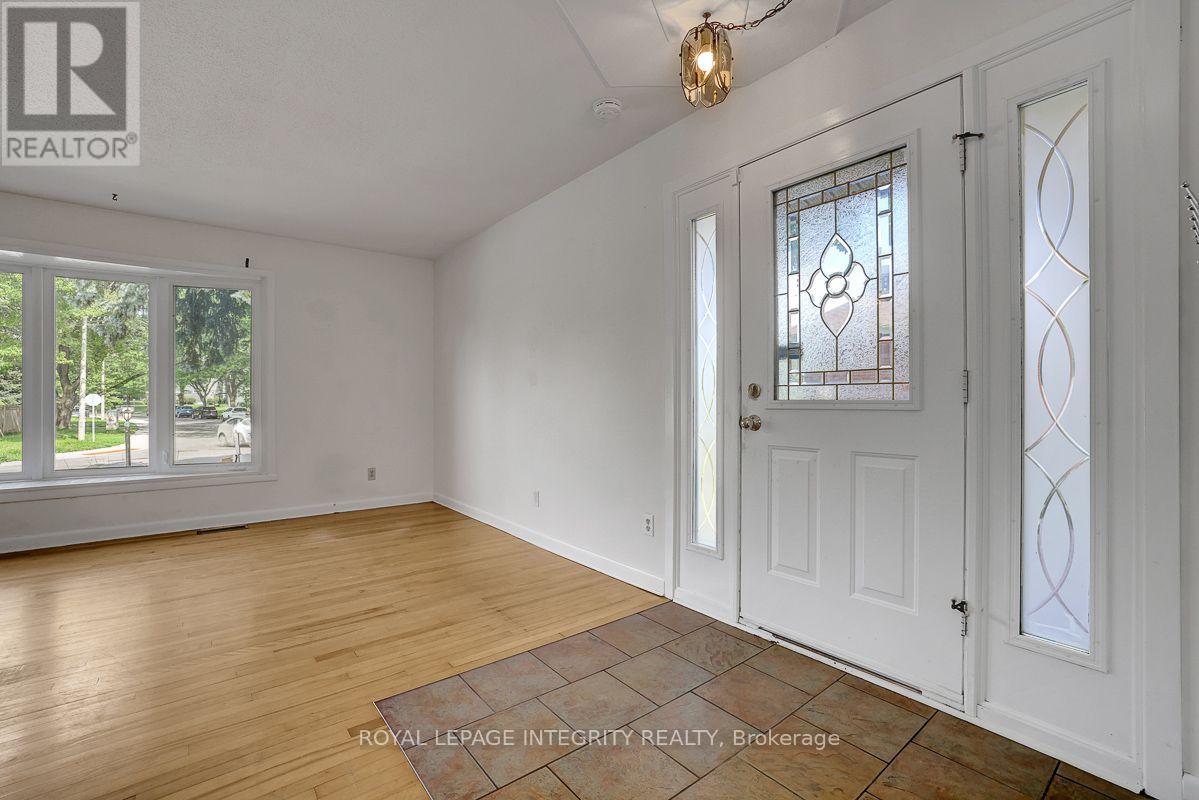 3 Bed, 1 Bath House for Sale in Ottawa – 1370 HIGHGATE ROAD, Ottawa – MLS# X13672898 - Image 8