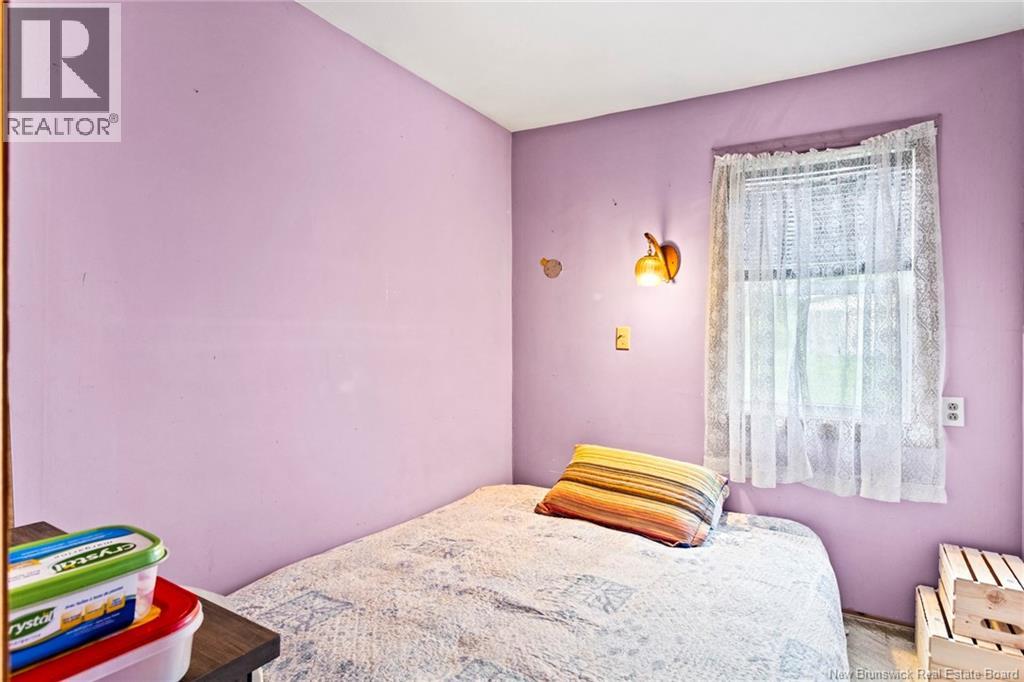38 Ferry Bank Road - Image 24