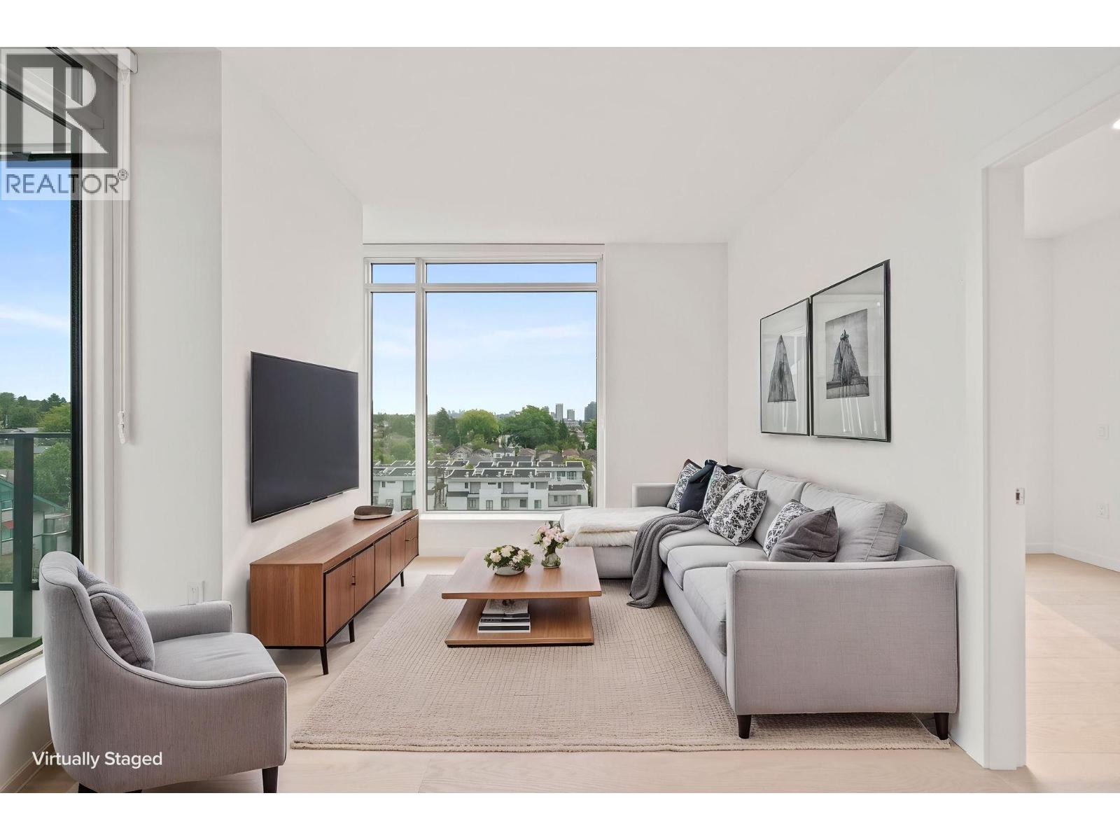 702 8415 GRANVILLE STREET
