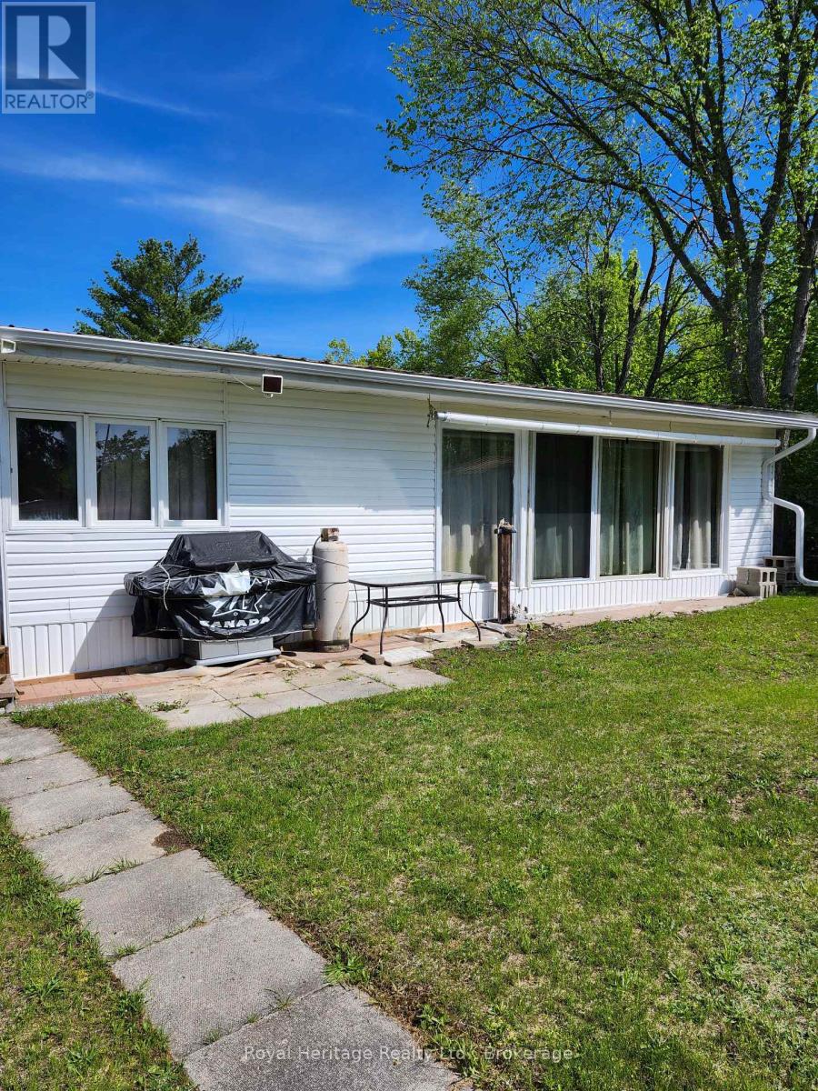 #133 1802 COUNTY RD 121 ROAD N - Image 3