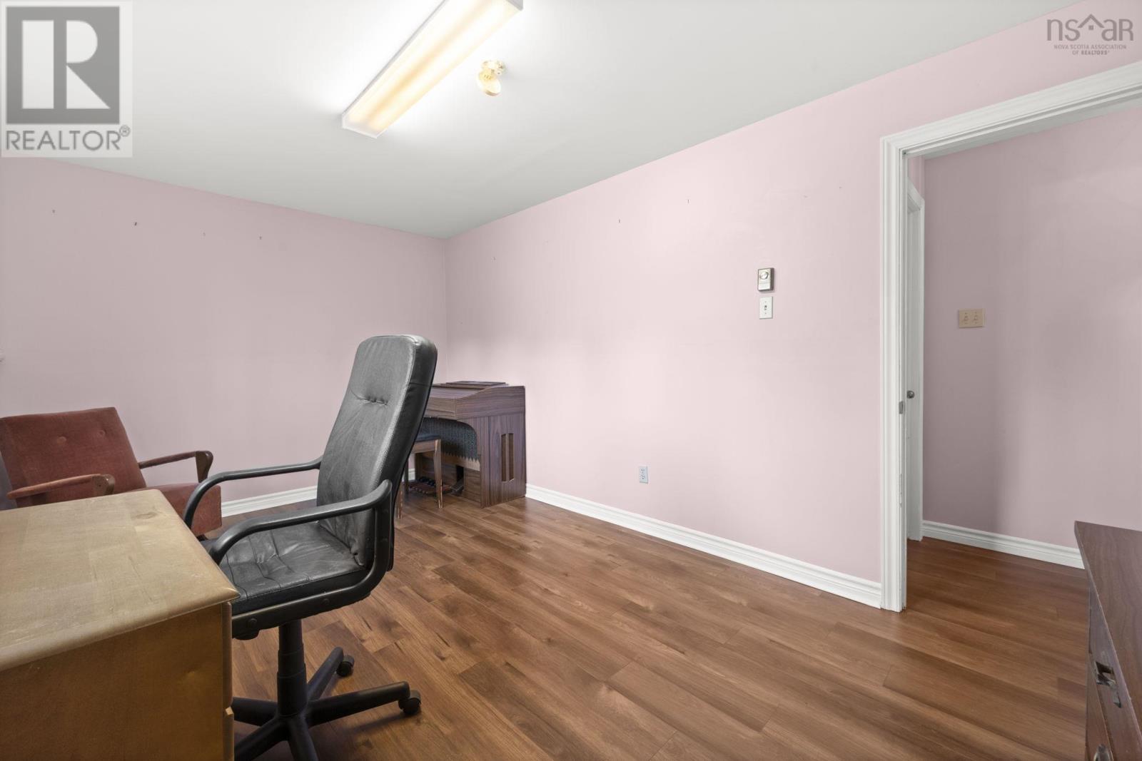 83 Samuel Oickle Road - 28