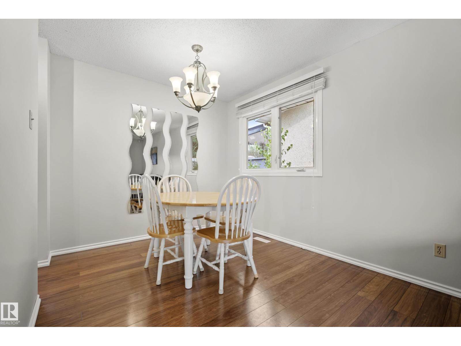 17312 105 ST NW - 10