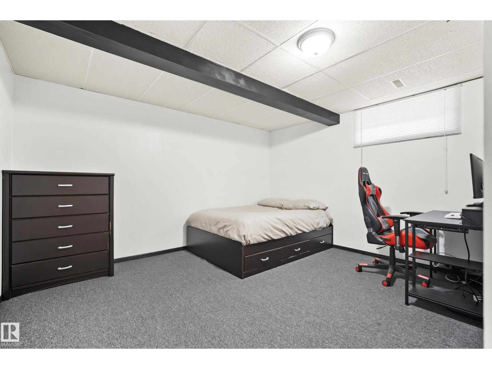 17312 105 ST NW - 17