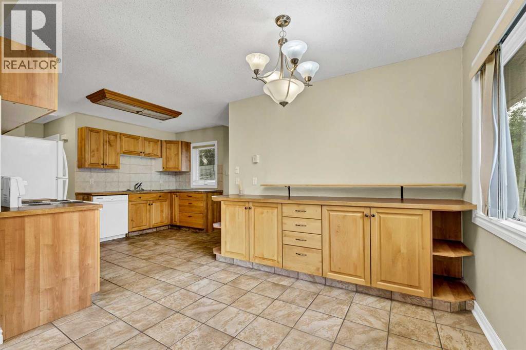 414 5 Street SW - 9
