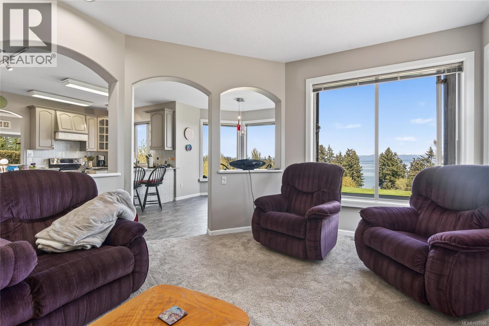 4048 Severn Rd, Campbell River
