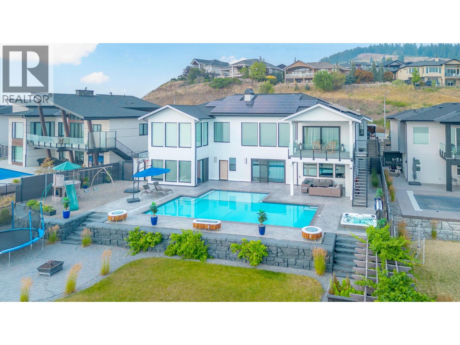 628 Hart Place, Vernon