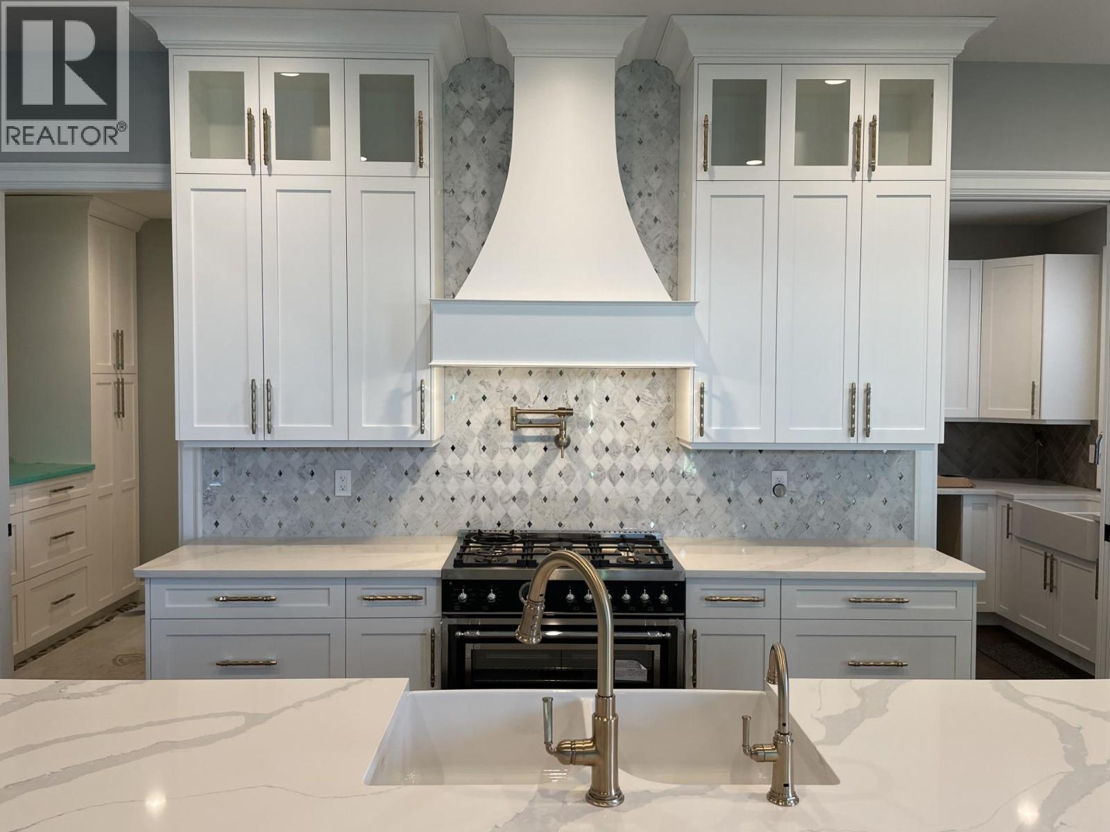 628 Hart Place, Vernon