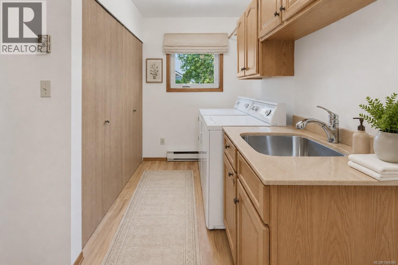 3141 Antrobus Cres - Image 21