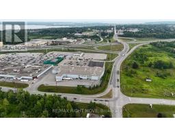9+9a - 4337 Burnside Line, Severn, ON L3V6H4 Photo 9
