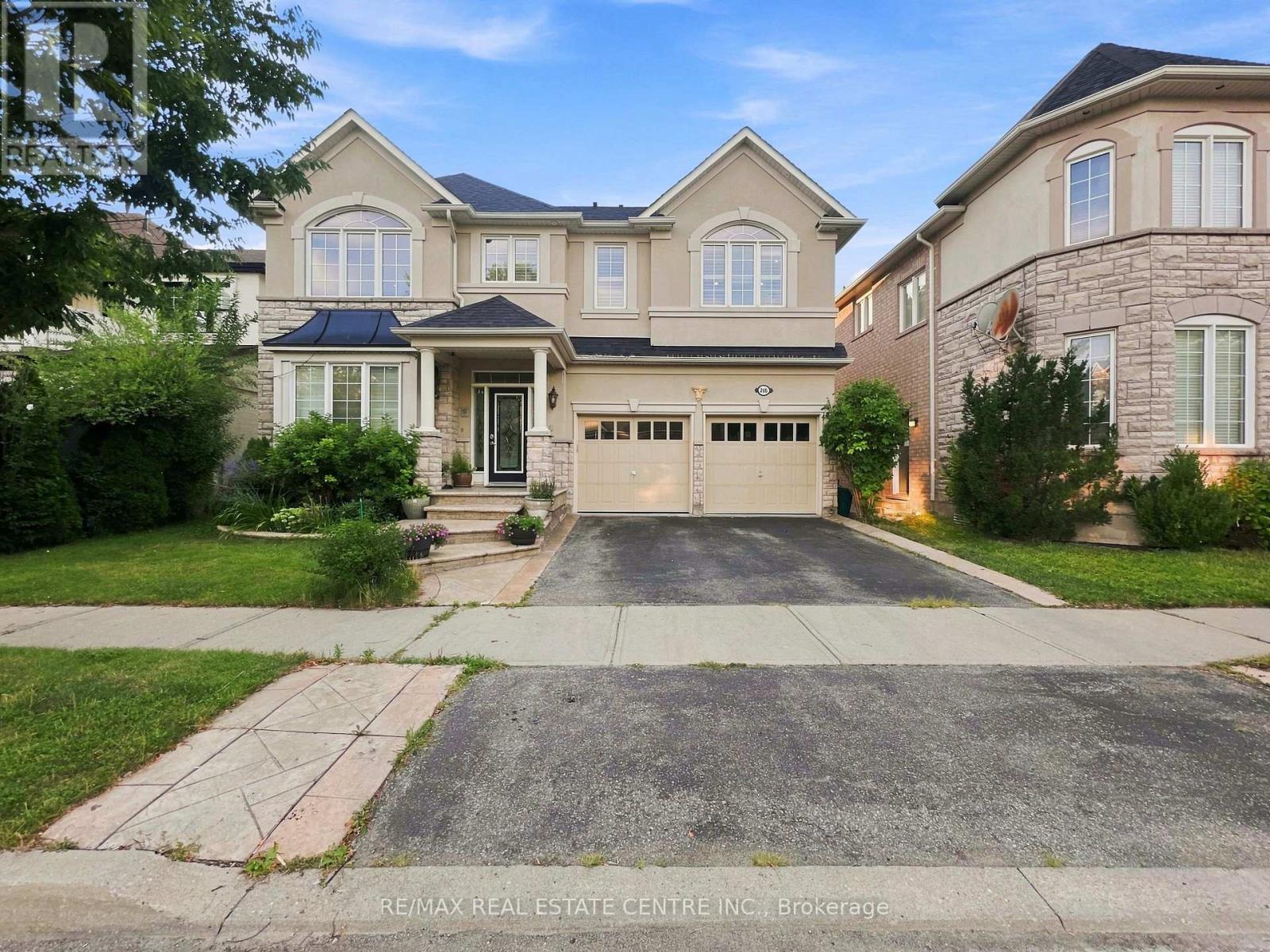 Photo of 266 FENNAMORE Terrace