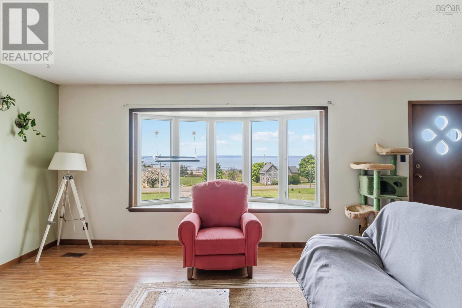 Property 5 of 50 of 3438 Highway 1