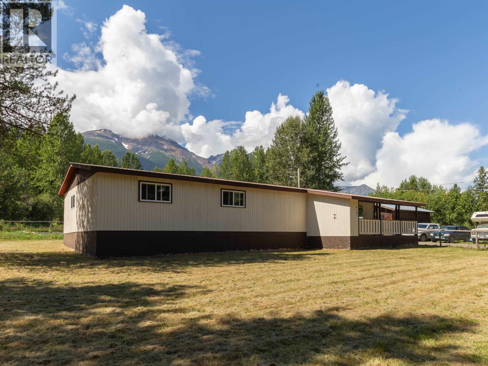 4141 WHALEN Road, Smithers