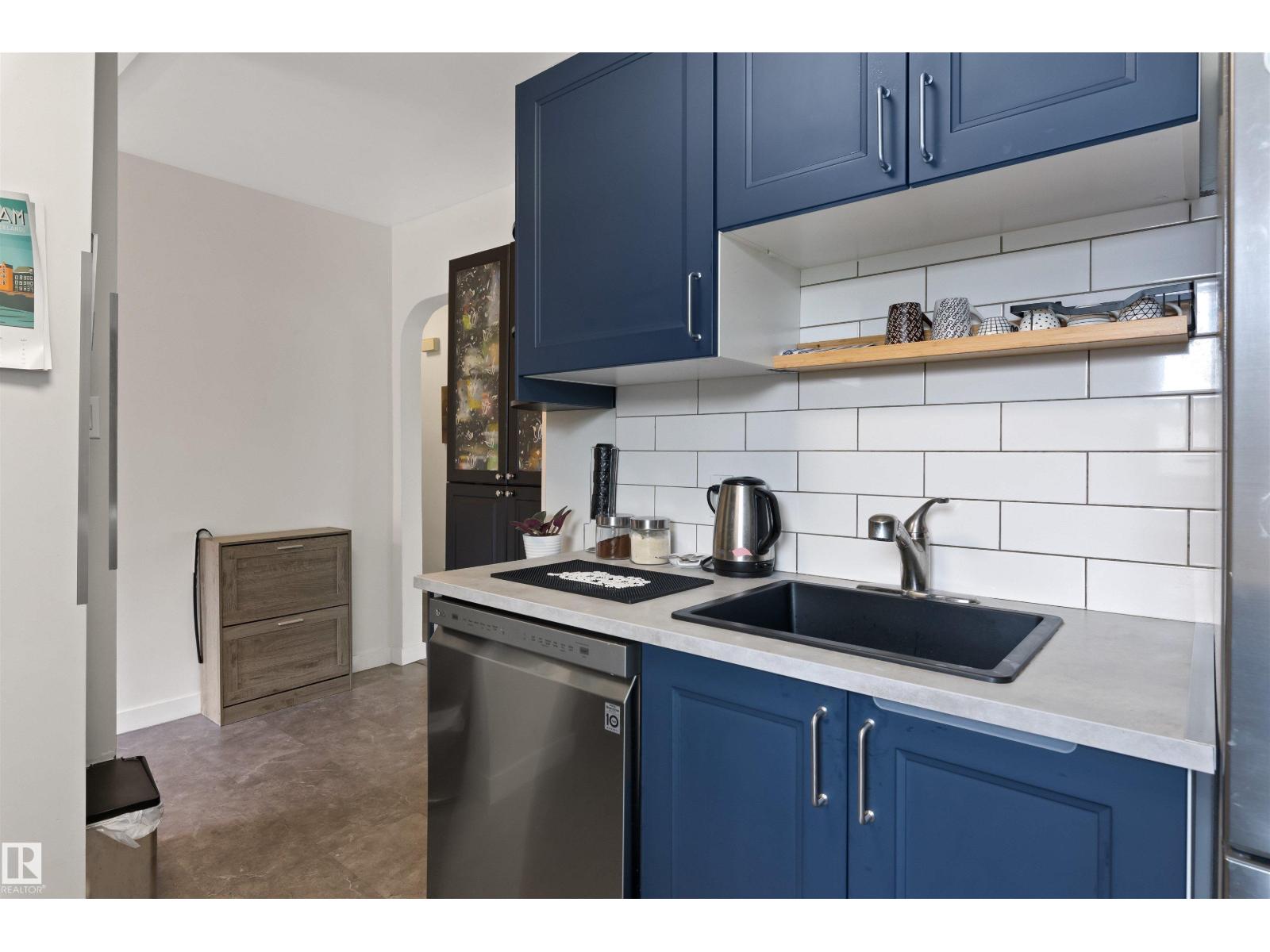 10994 135 ST NW - Image 13