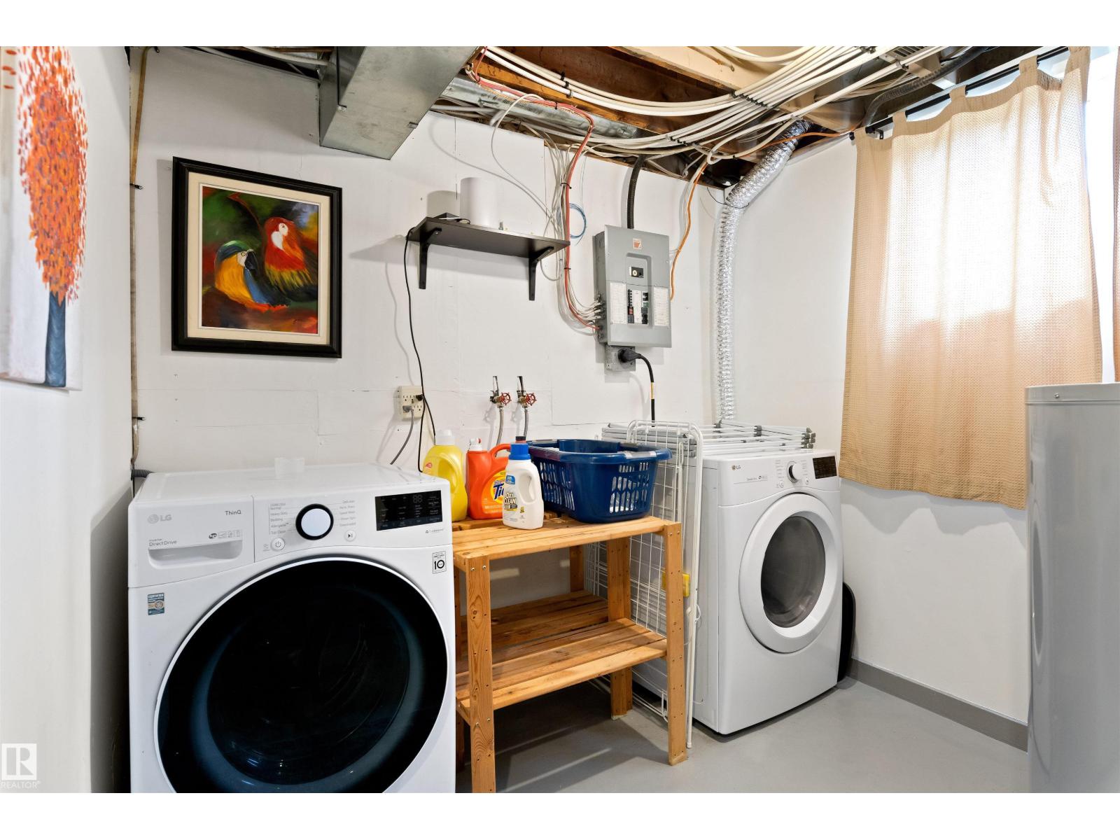 10994 135 ST NW - 33