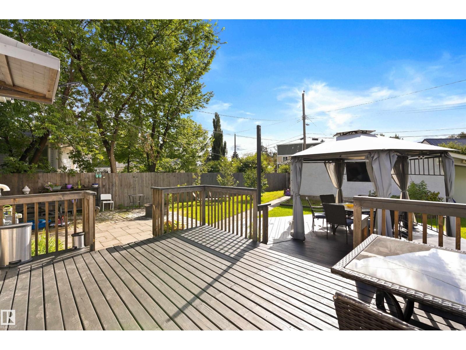 10994 135 ST NW - 35