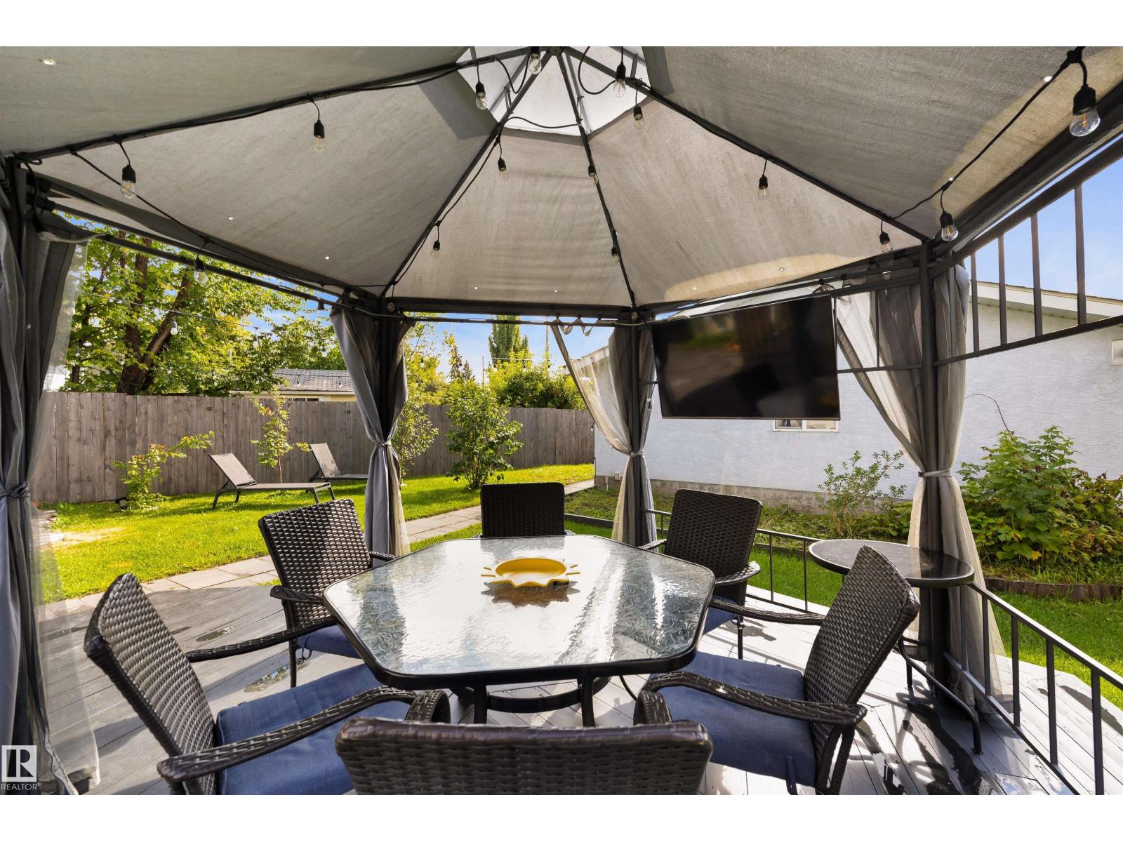 10994 135 ST NW - 36