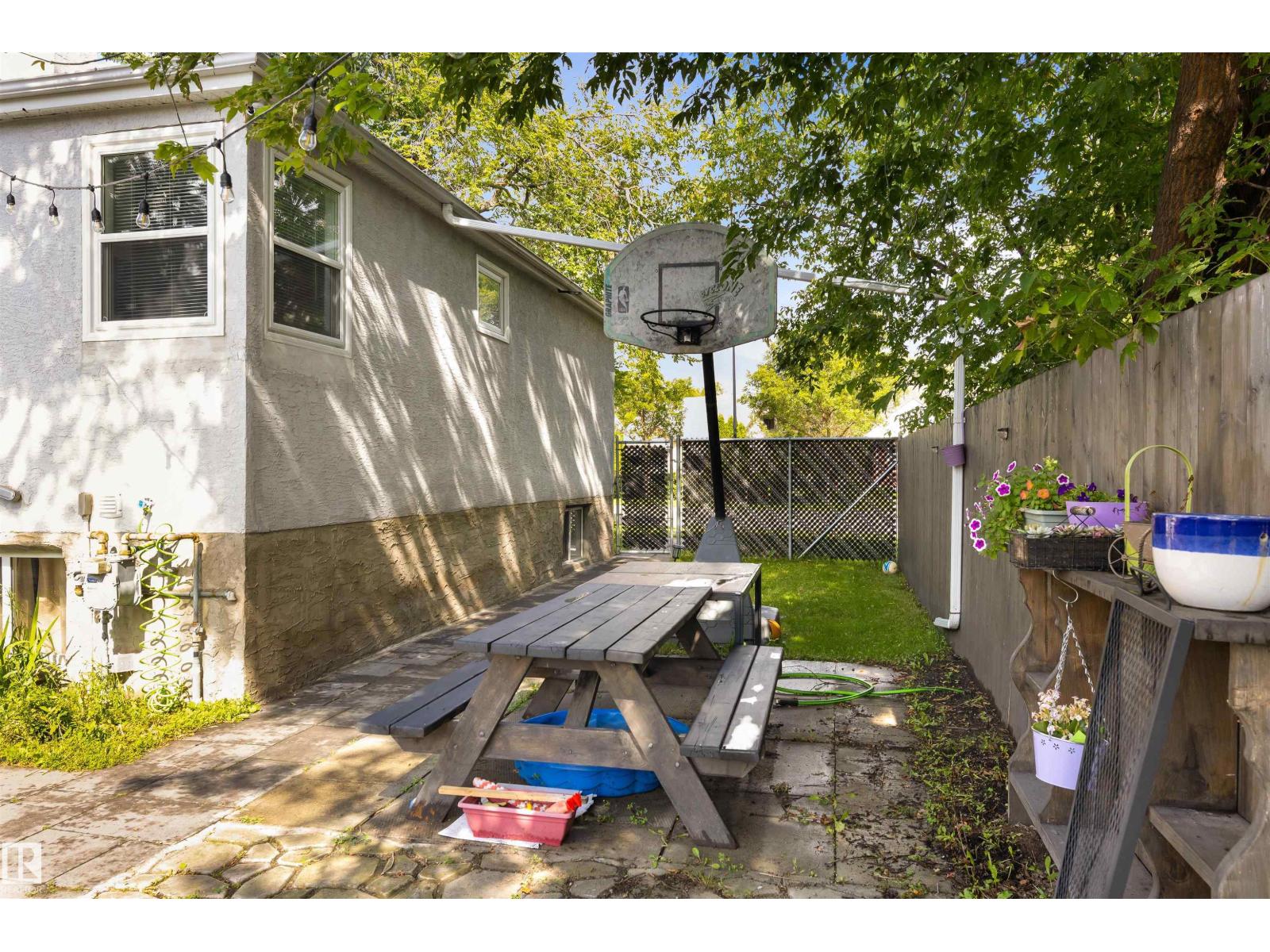 10994 135 ST NW - Image 43