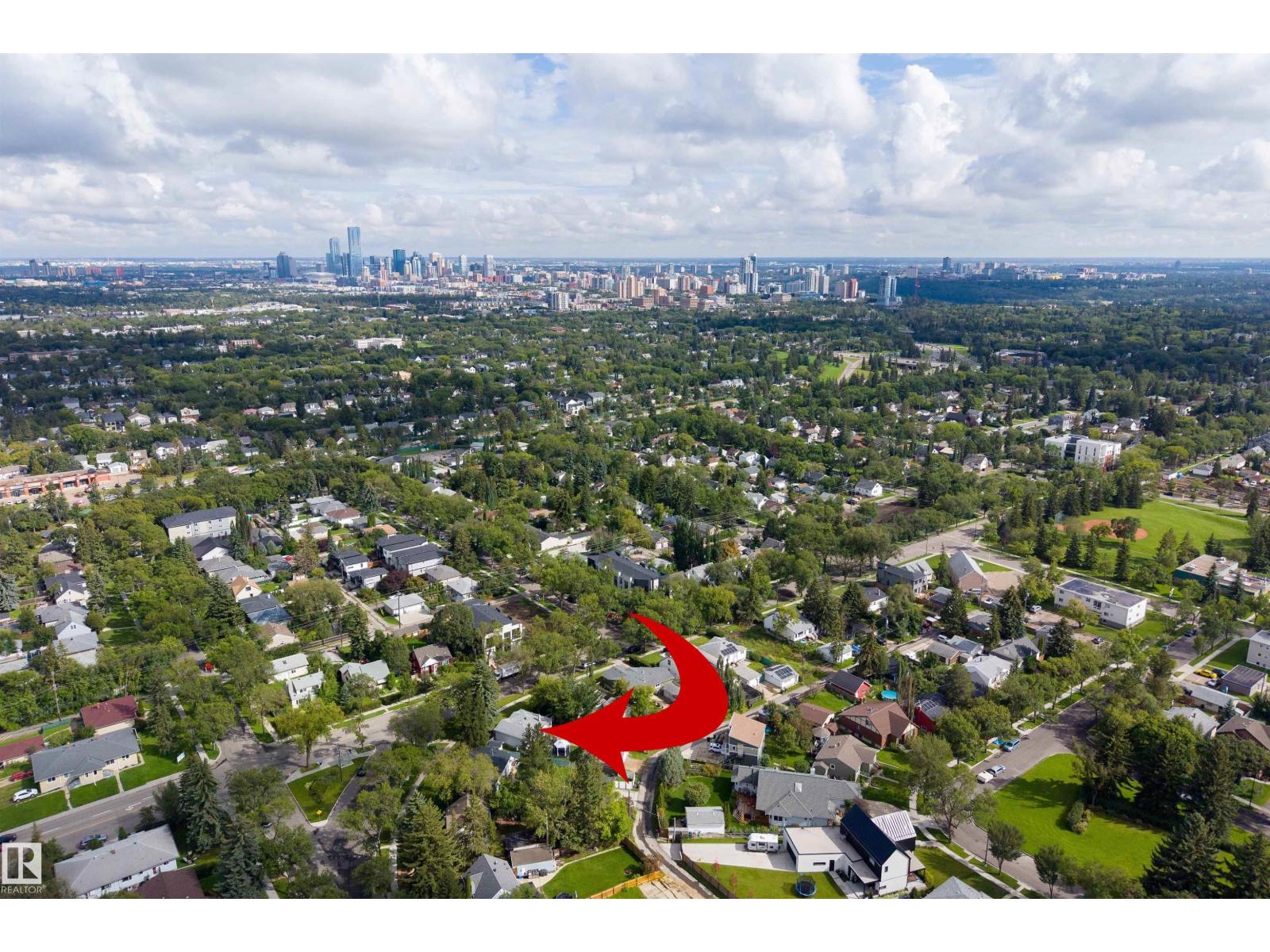 10994 135 ST NW - Image 59