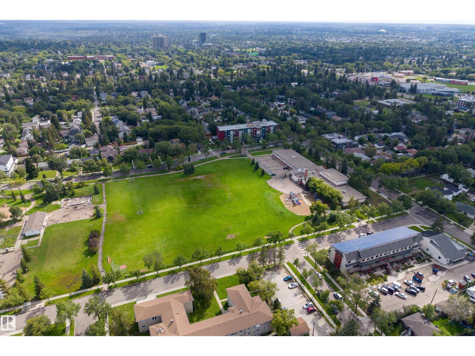 10994 135 ST NW - Image 61