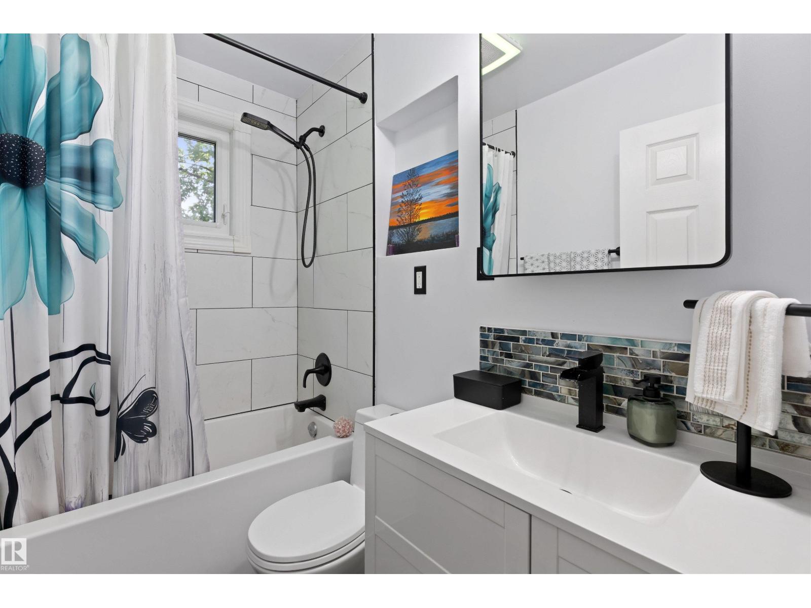 10994 135 ST NW - 9