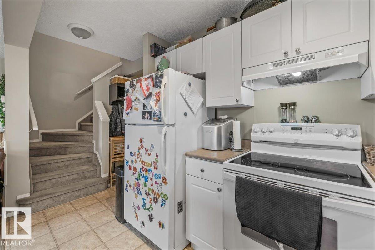 67 VENTURA Street - Photo 8