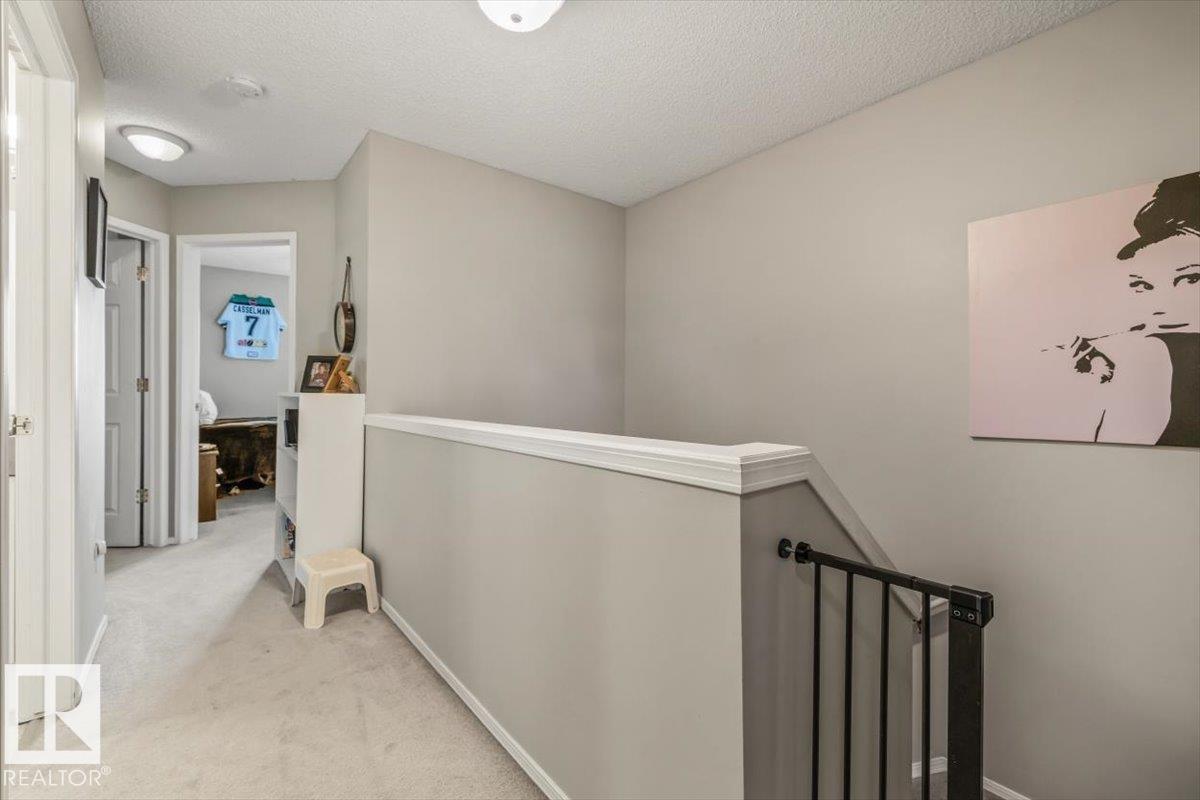 67 VENTURA Street - Photo 13