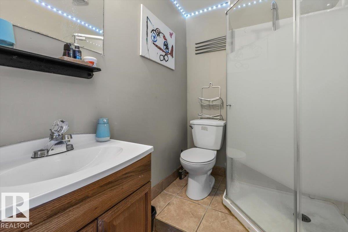 67 VENTURA Street - Photo 26