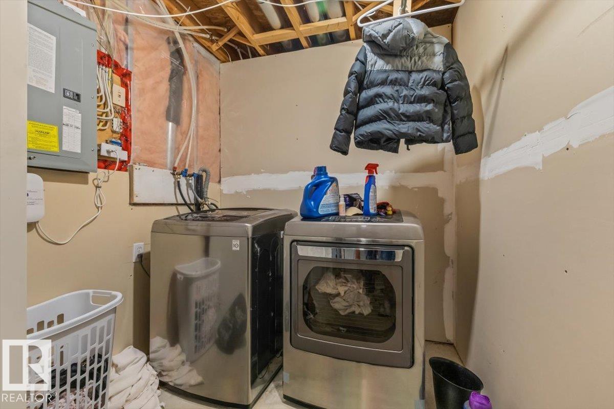 67 VENTURA Street - Photo 28