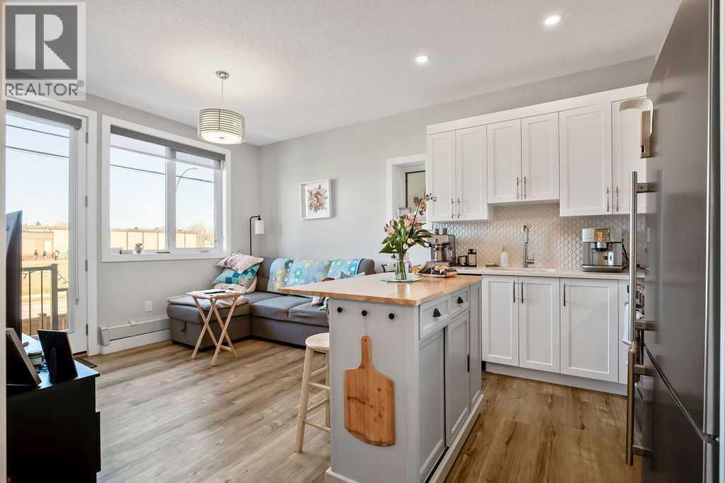 2226 Westmount Road Northwest - Photo 12