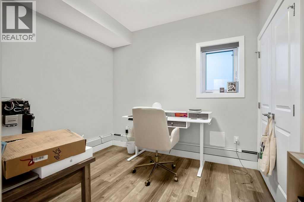 2226 Westmount Road Northwest - Photo 15