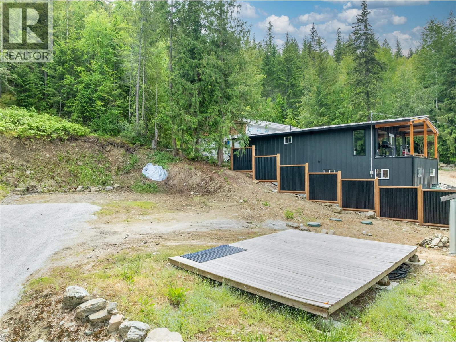 3950 Short Road, Eagle Bay
