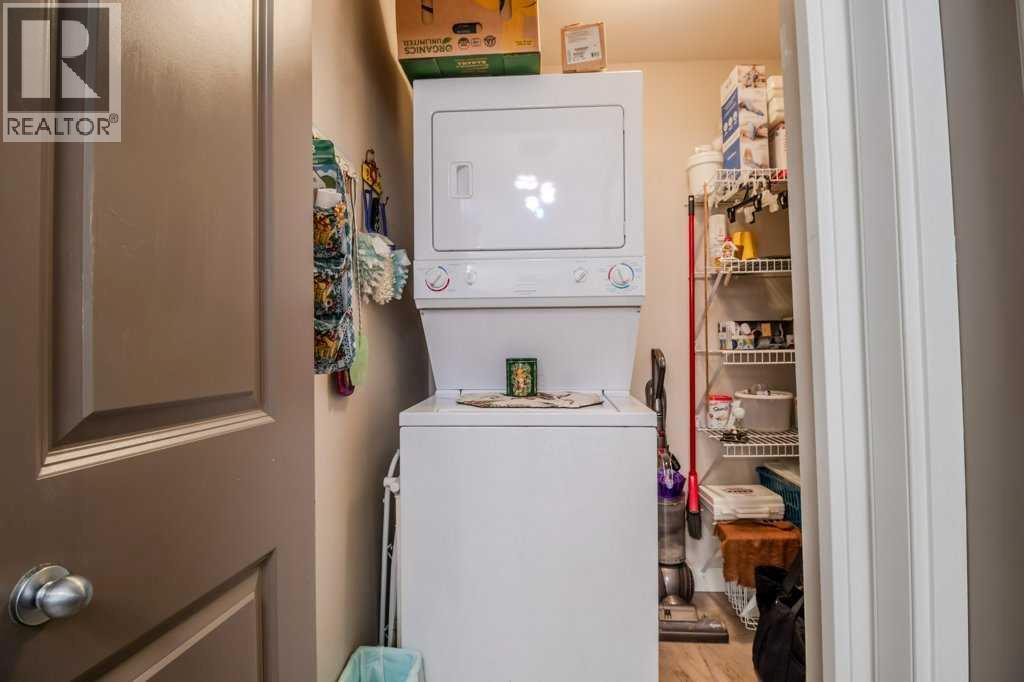 100 Lakeway Boulevard - Photo 18