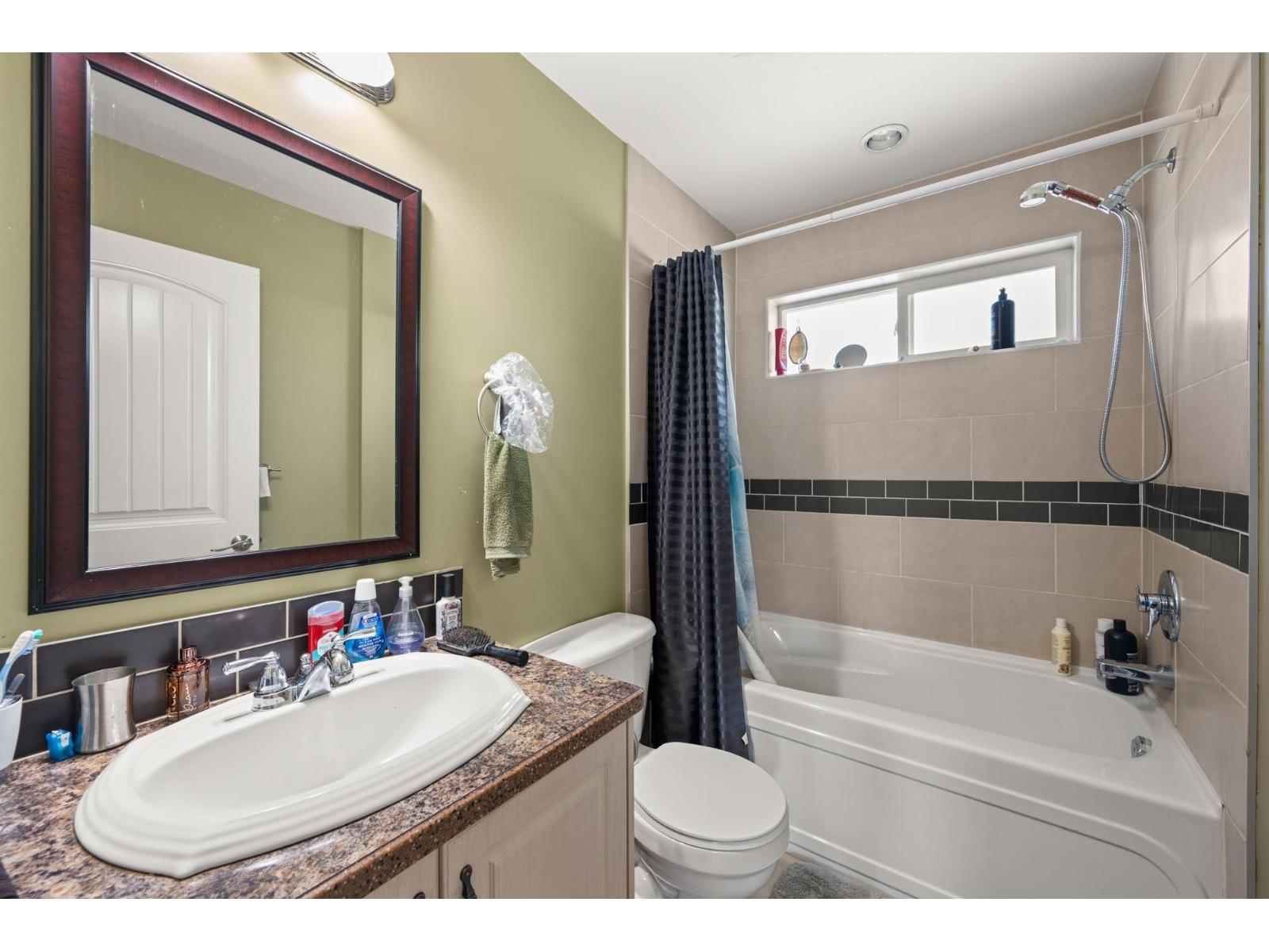 4922 215 STREET, Langley
