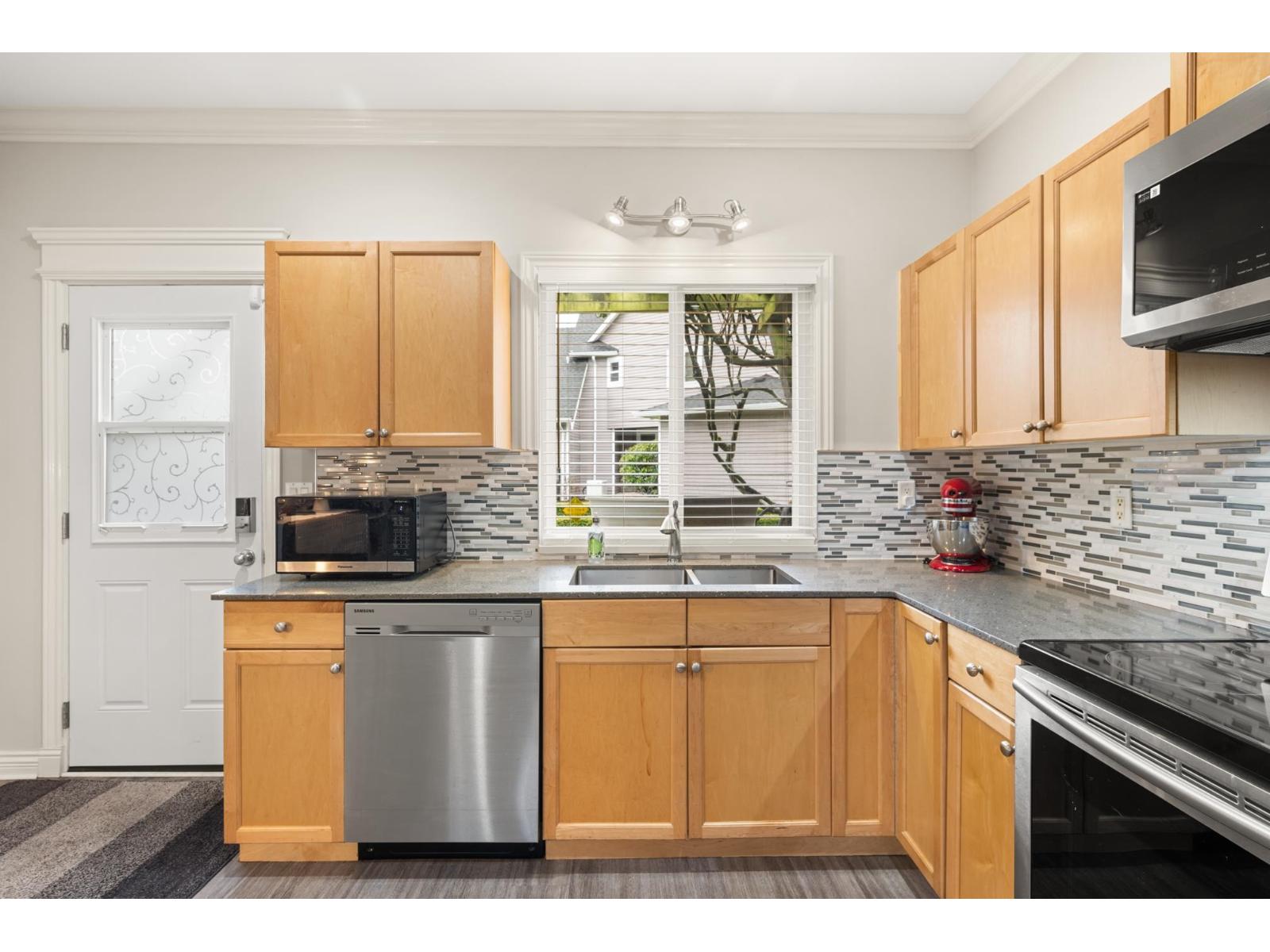 23133 80 AVENUE, Langley