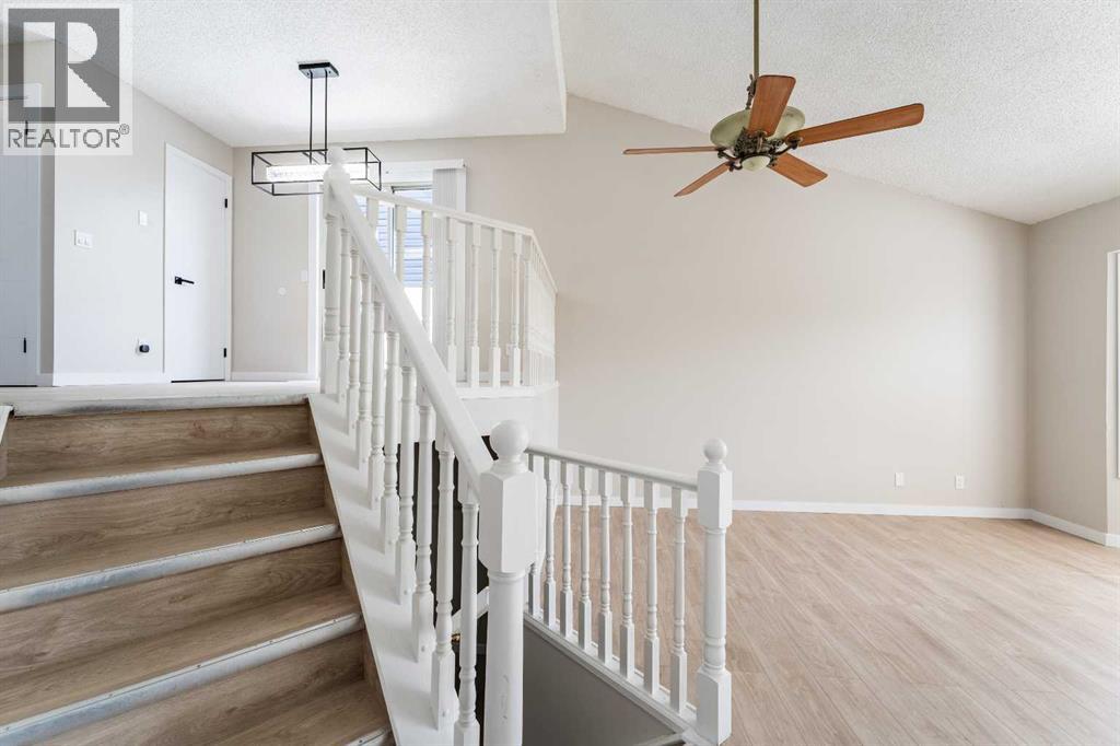 18 Falmere Way Northeast - Photo 6