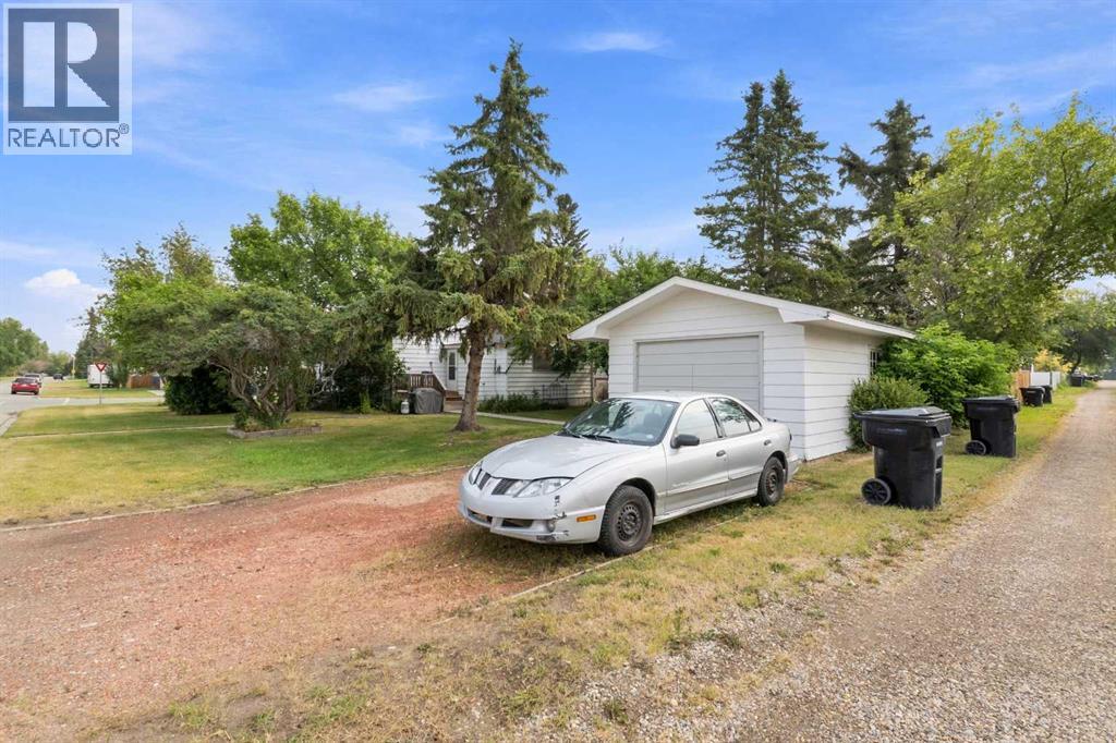 4737 48 Street - Photo 30