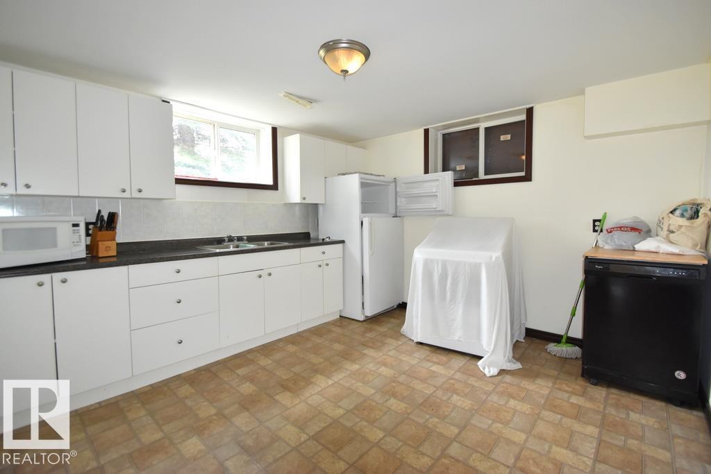 5007 2 Street - Photo 11