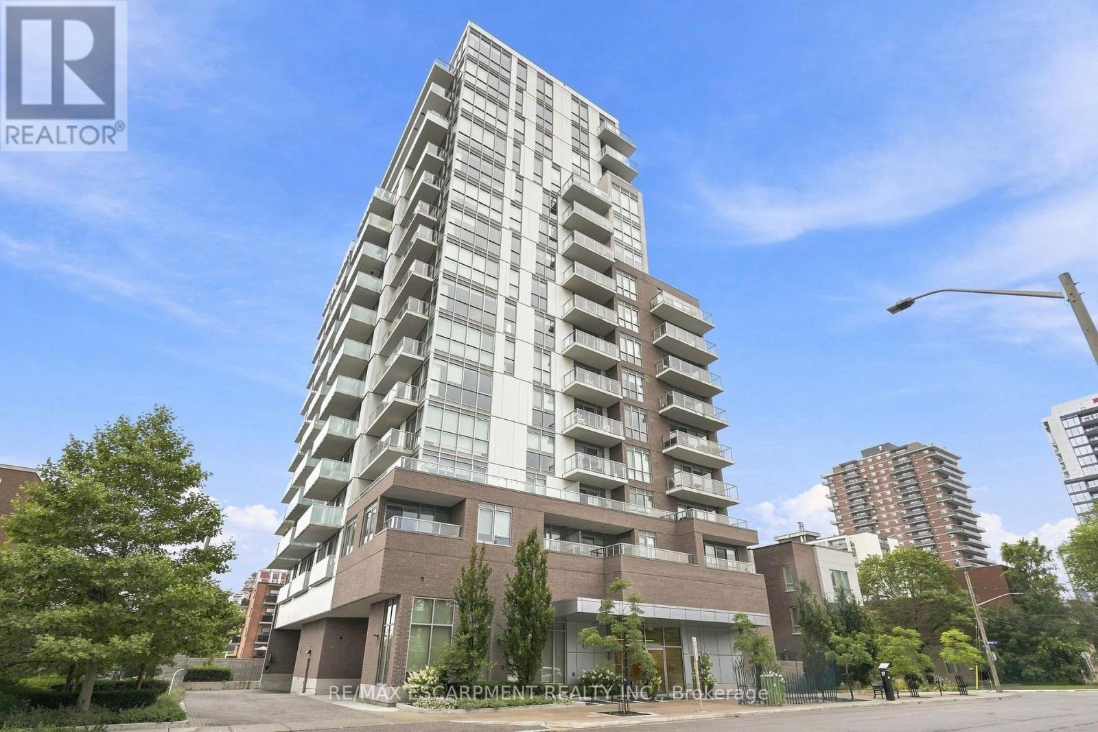 #902 8 ANN STREET - 2