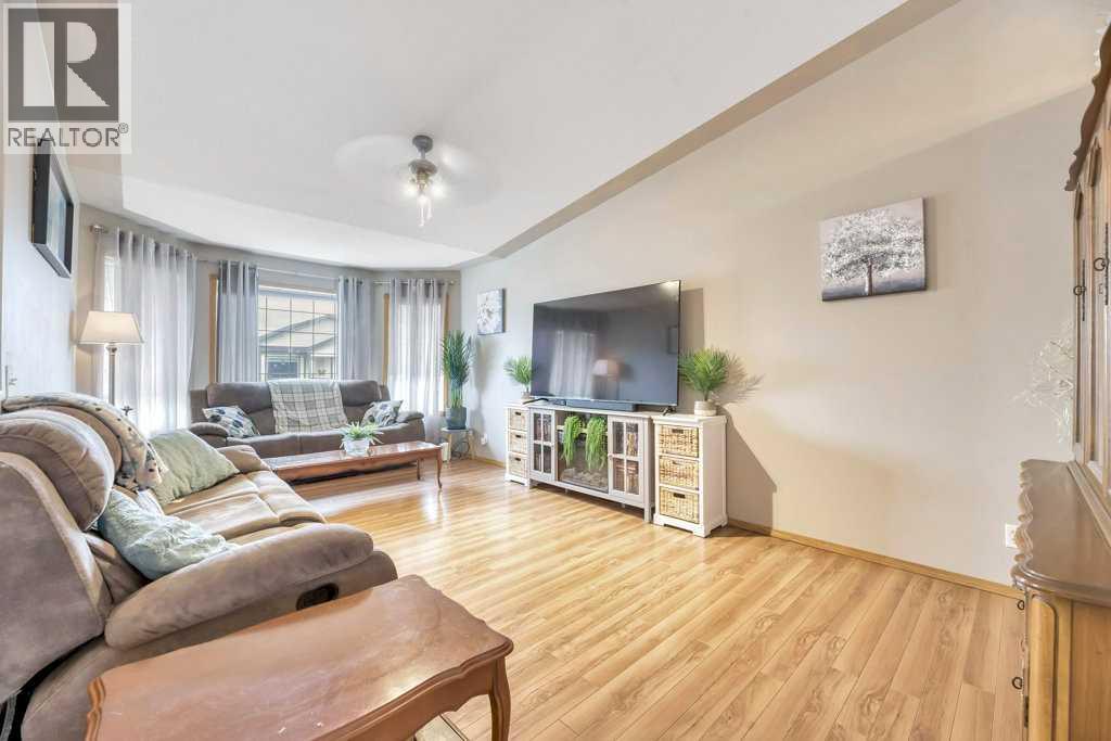 1907 Strathcona Terrace - Photo 18