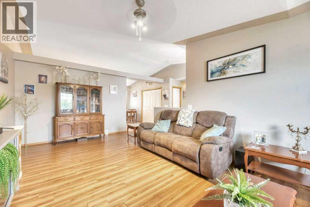 1907 Strathcona Terrace - Photo 20