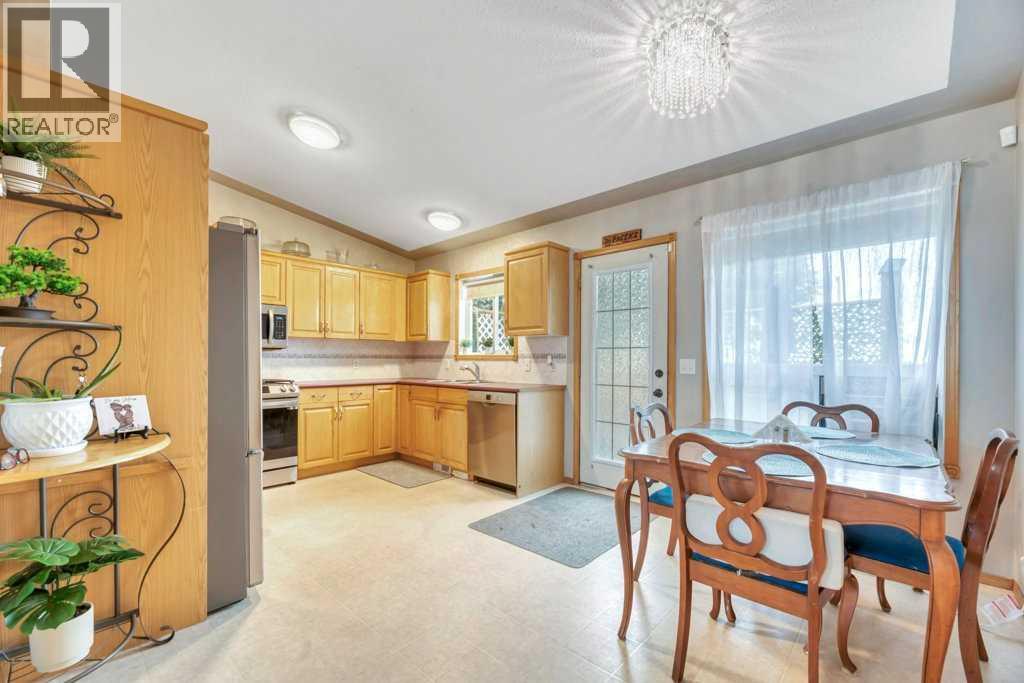 1907 Strathcona Terrace - Photo 22